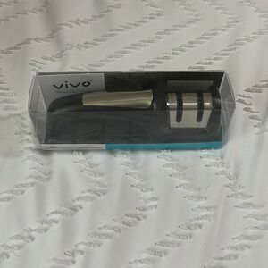 🔪 NIB Vivo Villeroy & Boch Group Knife Sharpener